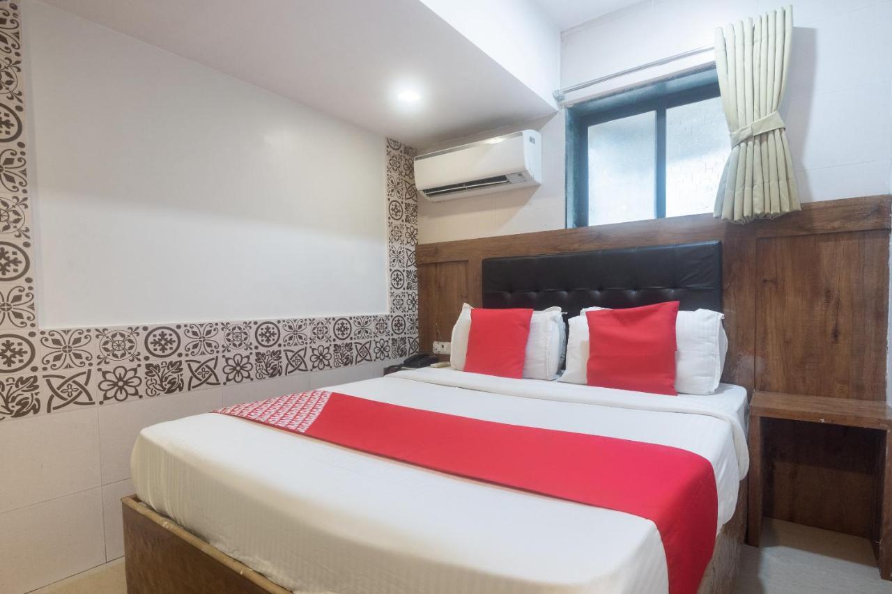 Oyo 49867 Hotel Kalpana Residency Mumbai Bagian luar foto