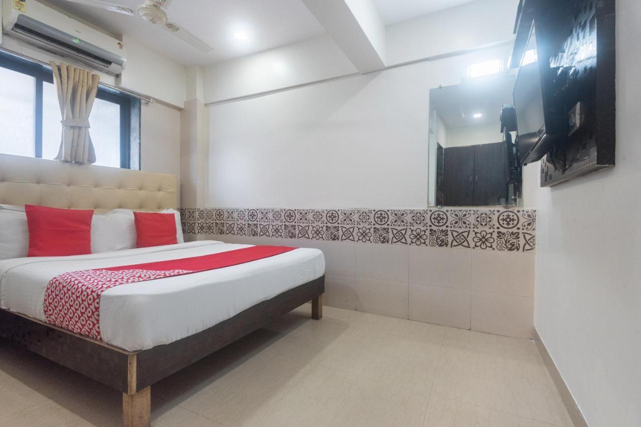 Oyo 49867 Hotel Kalpana Residency Mumbai Bagian luar foto