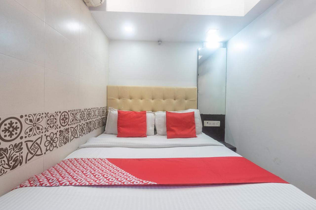 Oyo 49867 Hotel Kalpana Residency Mumbai Bagian luar foto