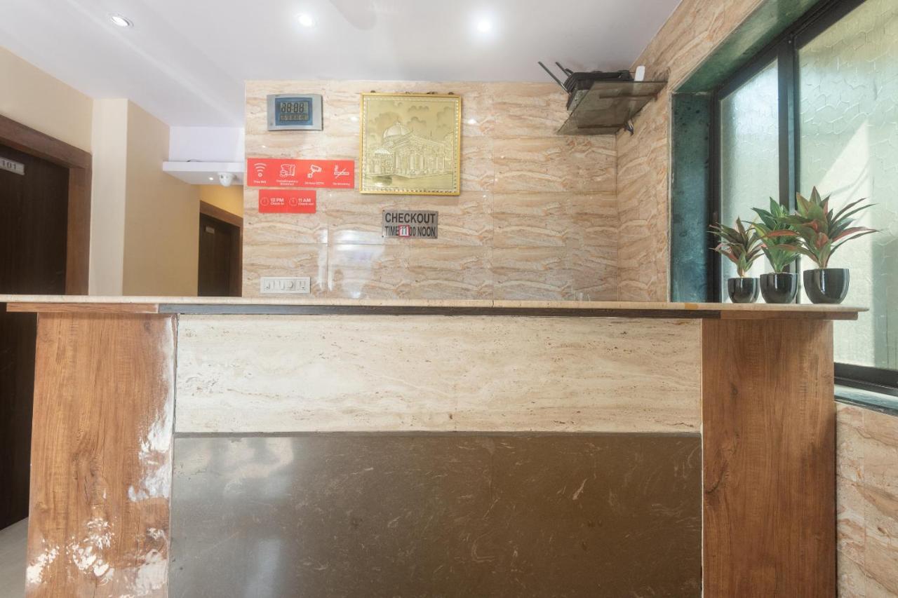 Oyo 49867 Hotel Kalpana Residency Mumbai Bagian luar foto